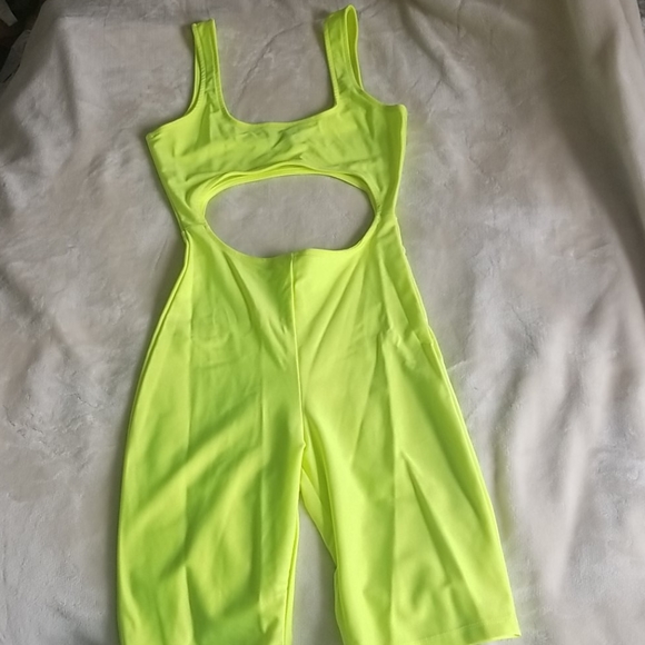 Fashion nova neon yellow tight romper - Picture 2 of 5
